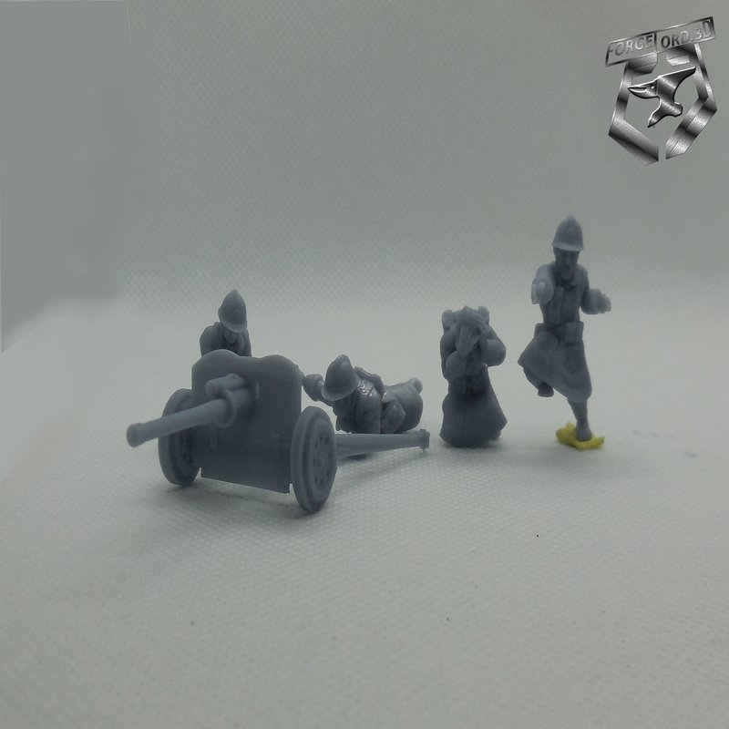 Canon AT 47 mm and servants-Eskice-Miniature-WWII-historical-figurine-3d-miniatures-tabletop-rpg
